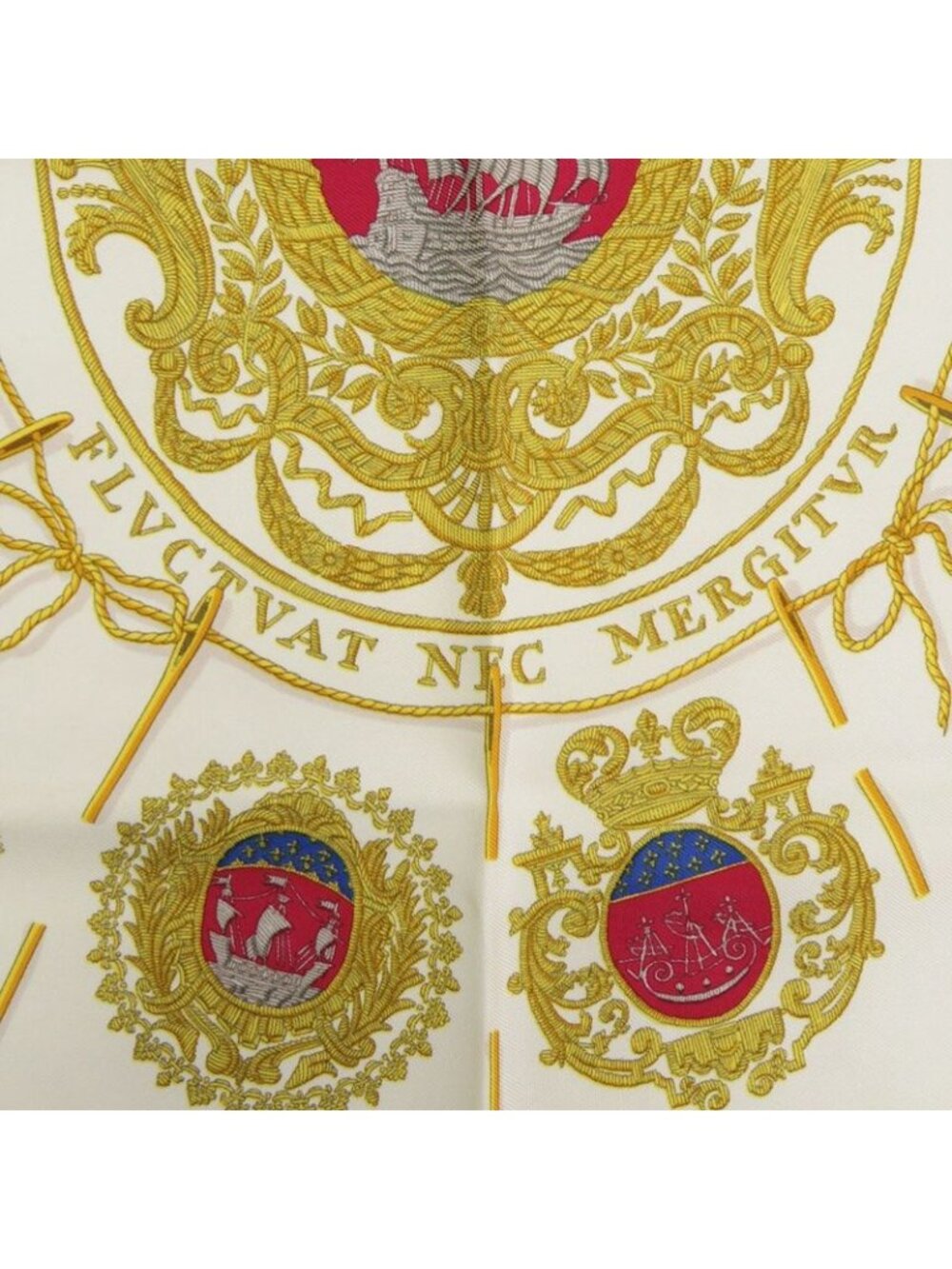 Hermes Carre 45 Petit Paris Coat Of Arms LES Armes de Silk Cream - Picture 3 of 5